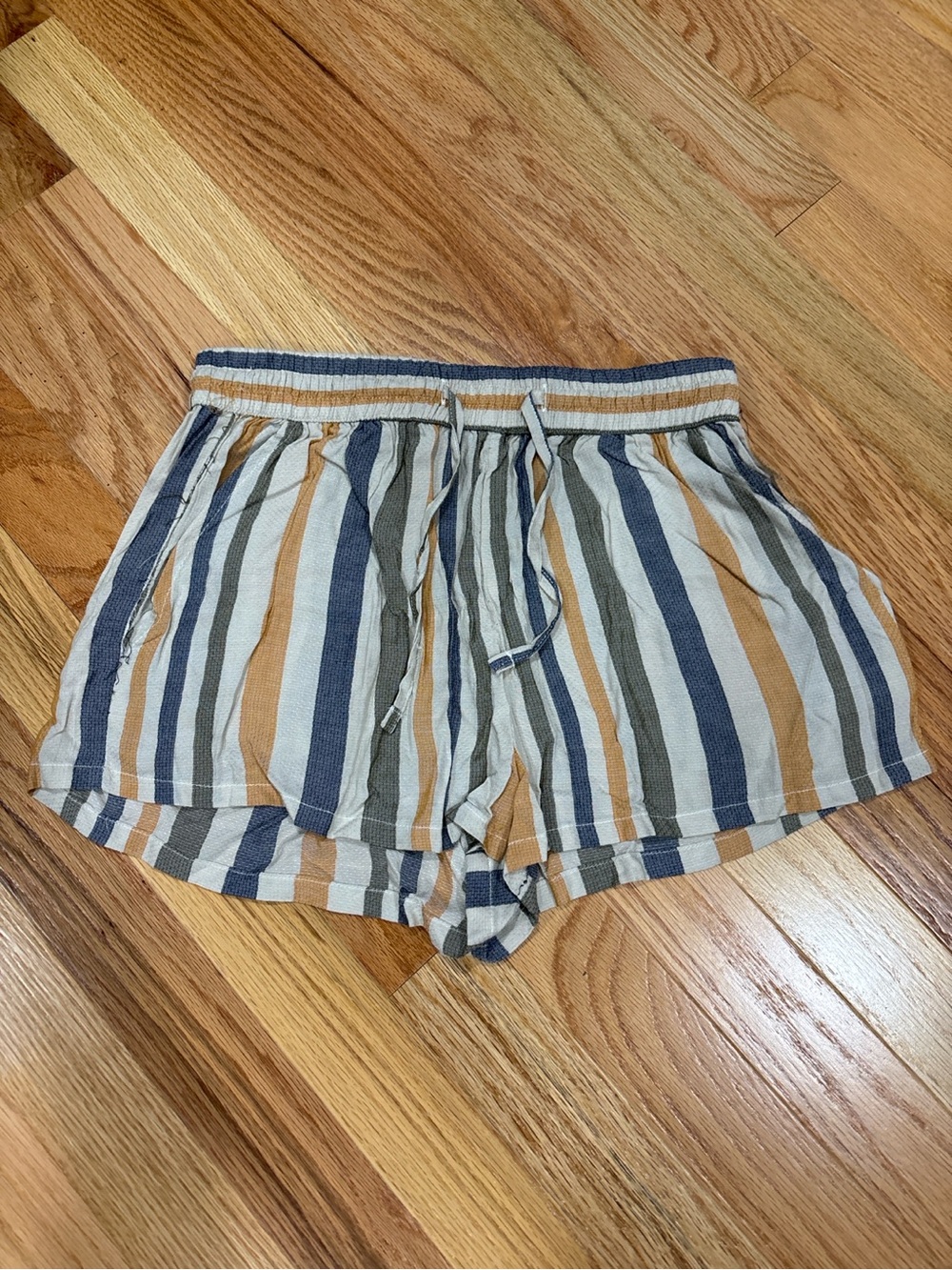 Onia Striped Pull-On Linen Blend Shorts XS Blue Tan Coastal Grandma Casual
